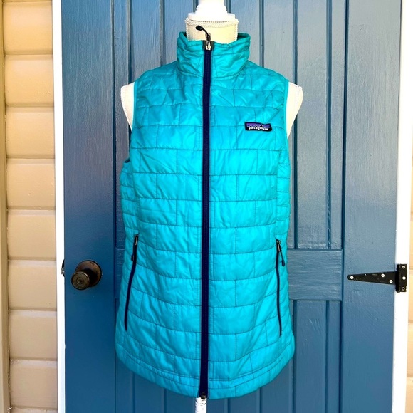 Patagonia Jackets & Blazers - Patagonia Women's Nano Puff Vest in Galah Green
Size medium